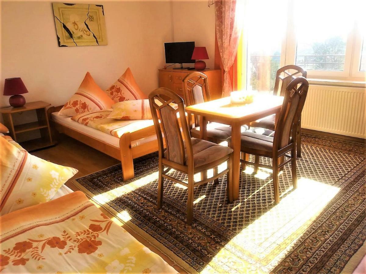 Mocik Apartamento Jastrzębia Góra Exterior foto